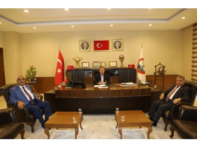 Oğuzeli Belediye Başkanımız Sn. Bekir Öztekin, Belediye Başkanımız Ali Doğan'ı Ziyaret Etti.