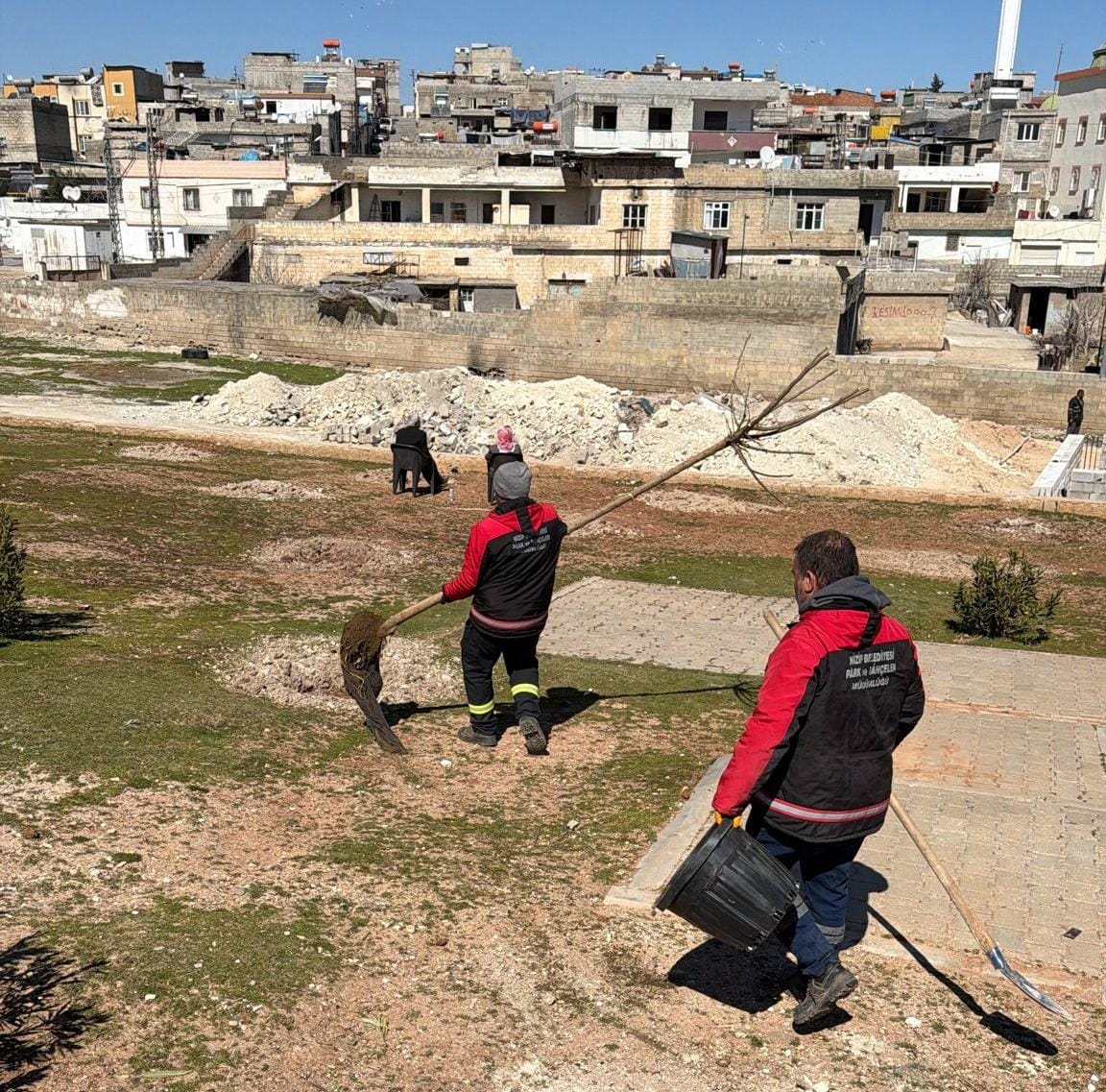 Nizip'te Ekipler Daha Yeşil Bir İlçe İçin Sahada