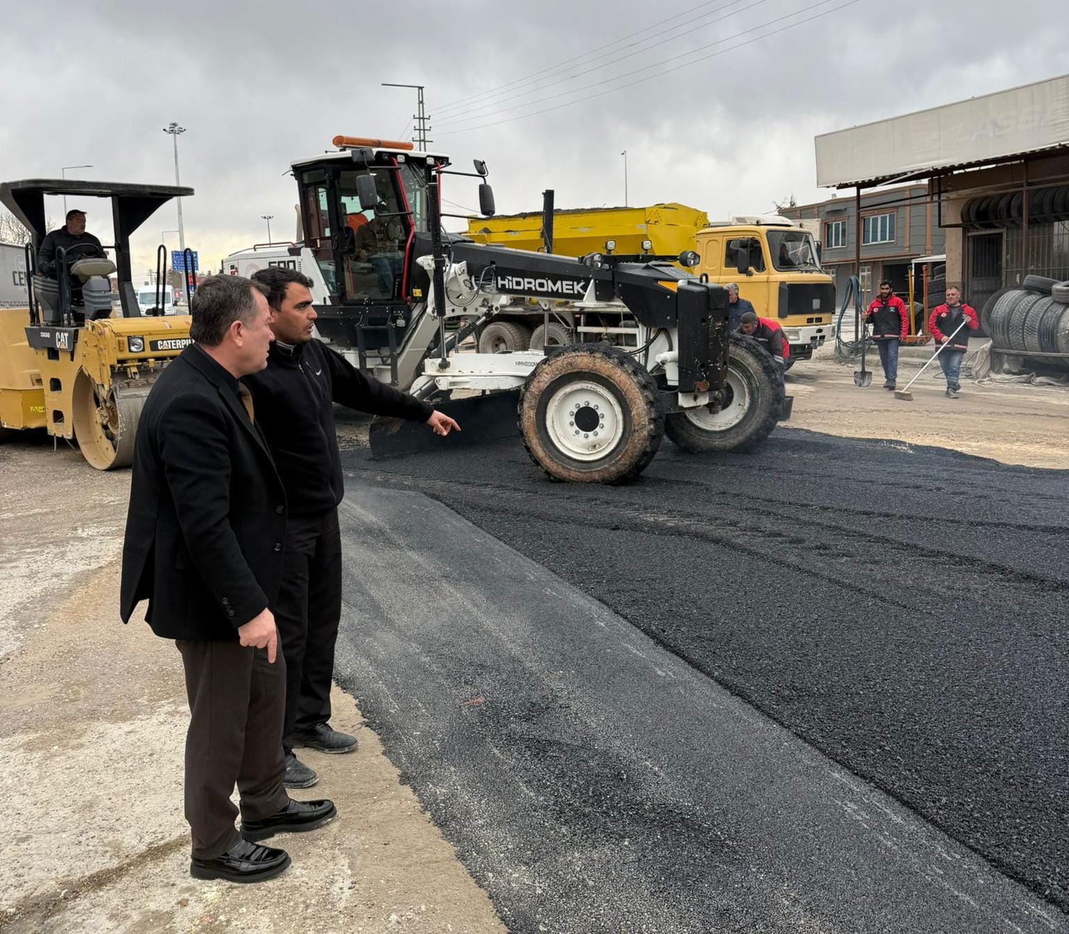 Nizip’te Yol Çalışmaları Sürüyor