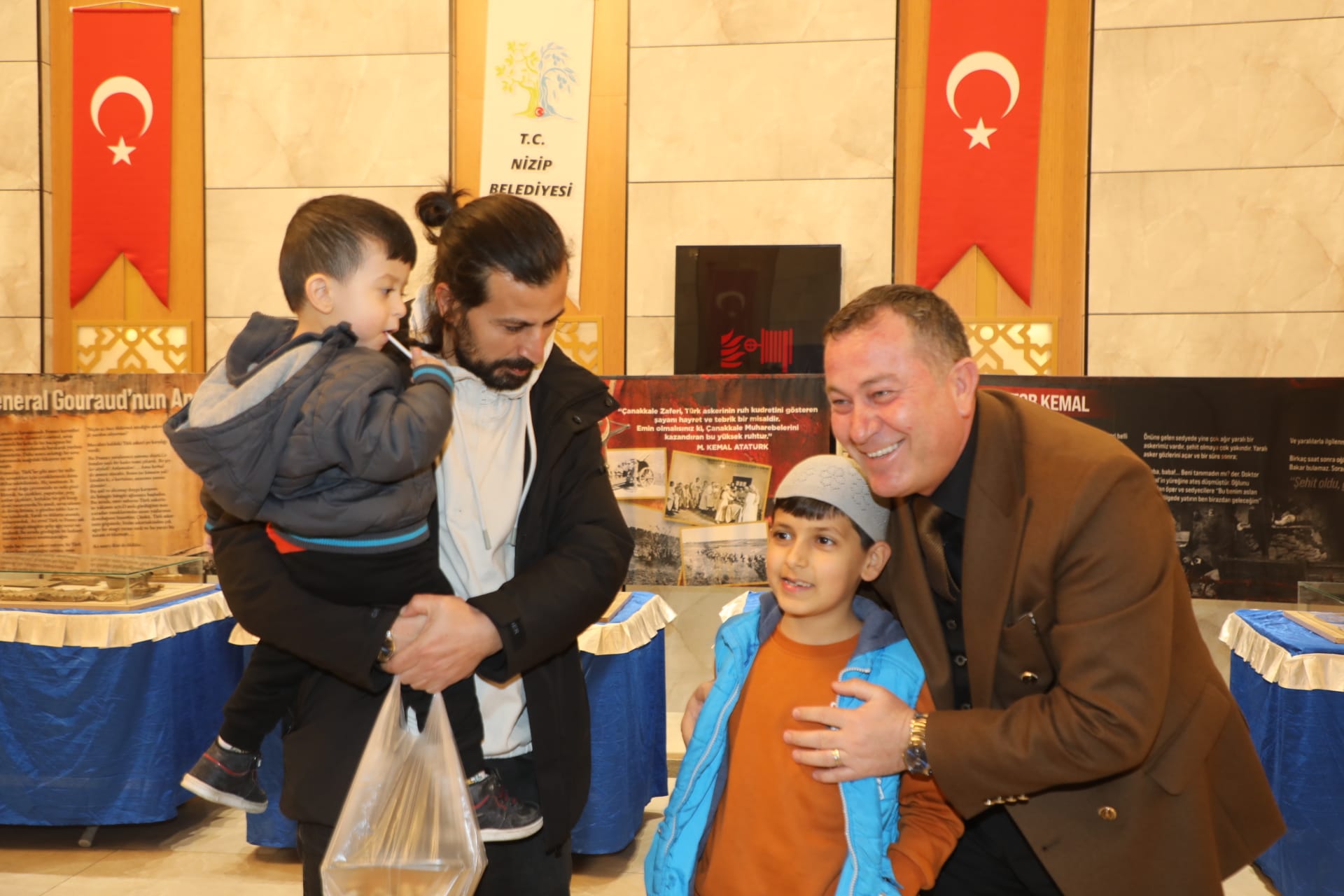 Nizip’te Ramazan Sokağı Coşkusu: Binlerce Vatandaş Bir Araya Geldi