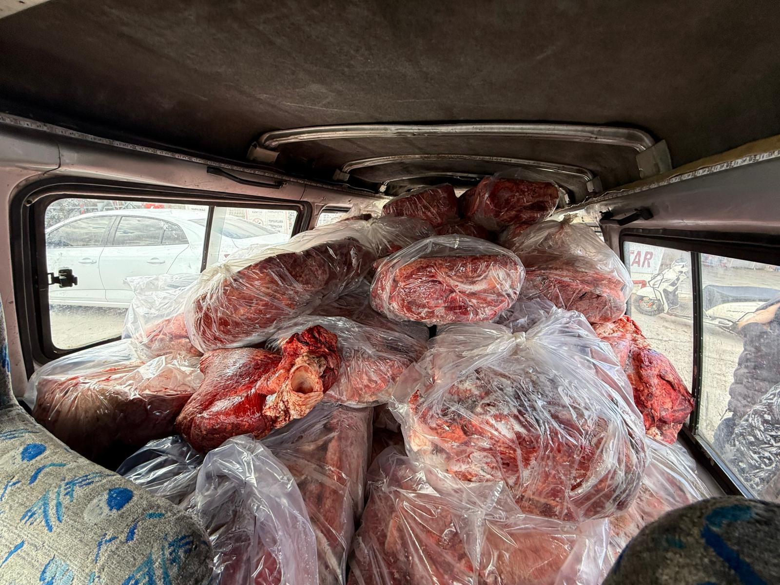 Zabıta Ekipleri Sağlıksız Gıdaya Geçit Vermedi: 1,6 Ton Ciğer İmha Edildi